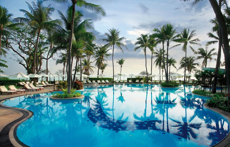 Centara Grand Beach Resort & Villas Hua Hin 1