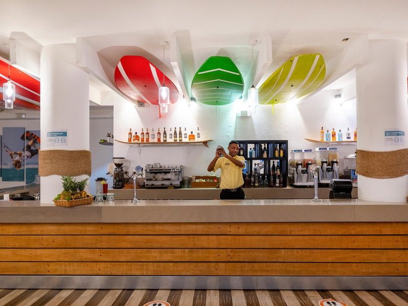 Viva Wyndham Tangerine 17
