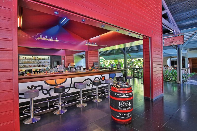 Mahogany Hotel Residence & Spa 11