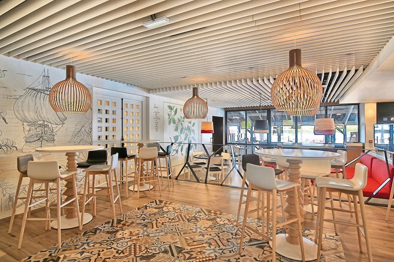 Mahogany Hotel Residence & Spa 12