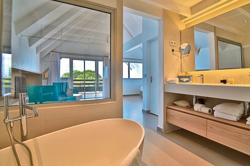 Mahogany Hotel Residence & Spa 15