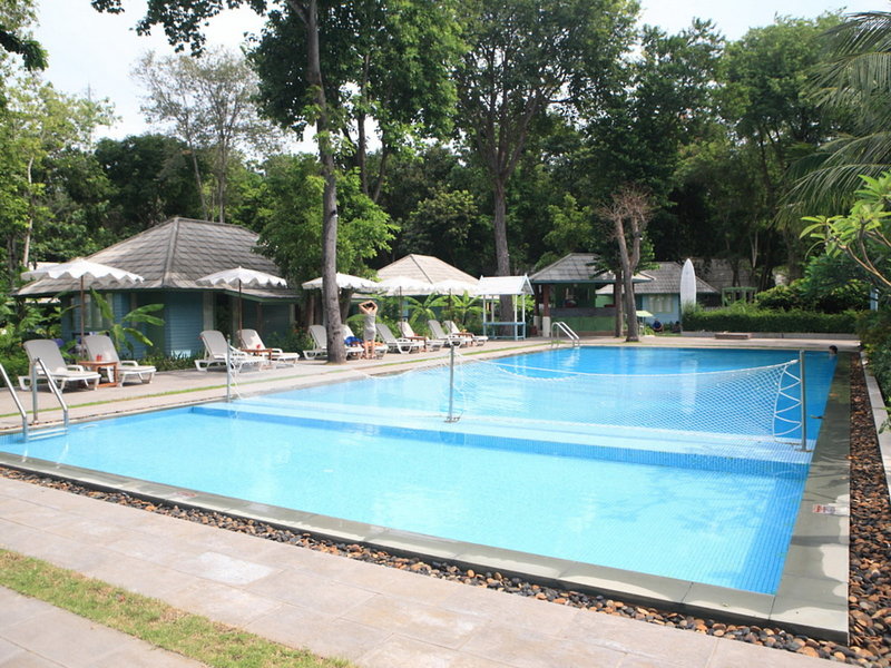 Sai Kaew Beach Resort 9