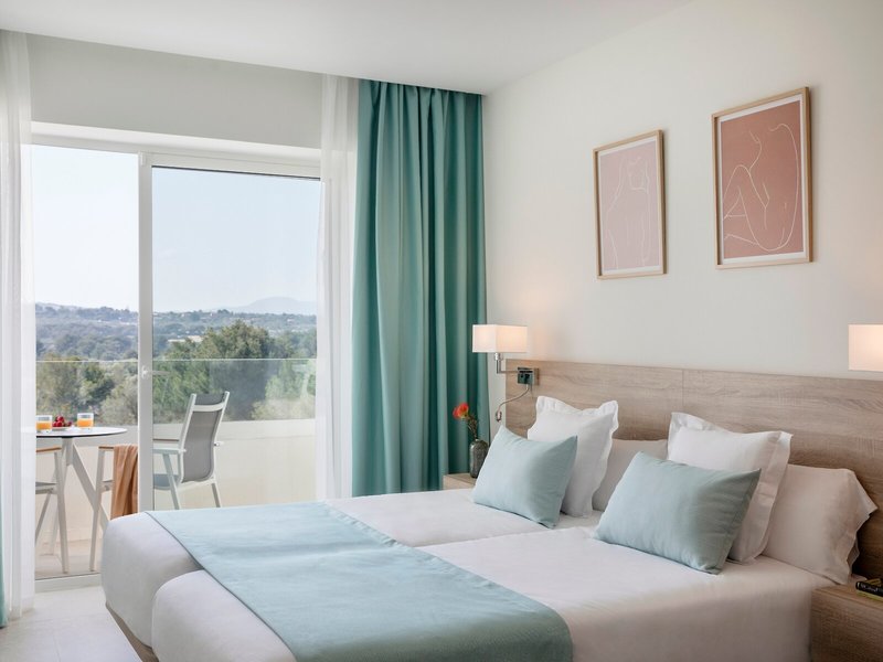 Aparthotel Marina Drach 27