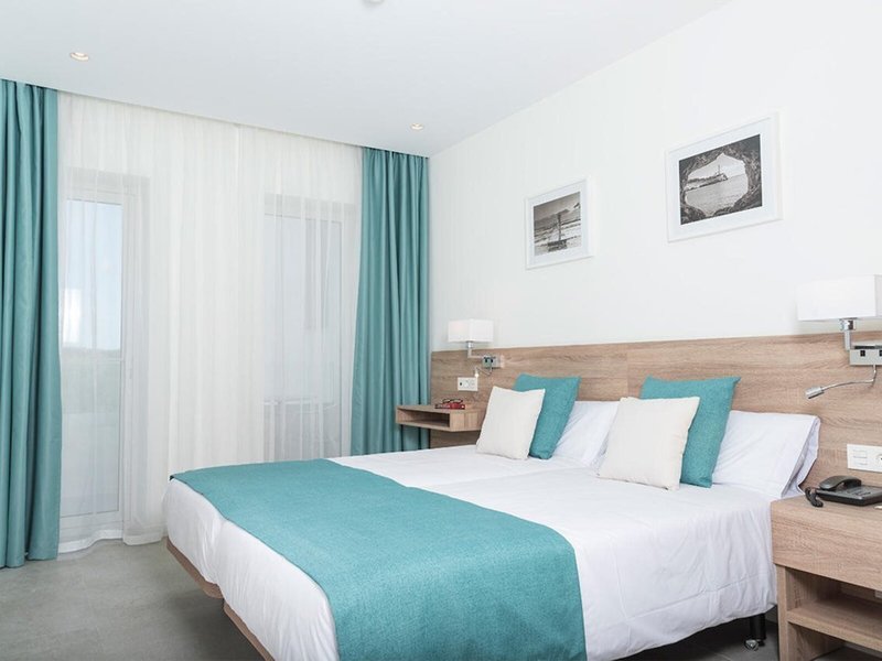 Aparthotel Marina Drach 34
