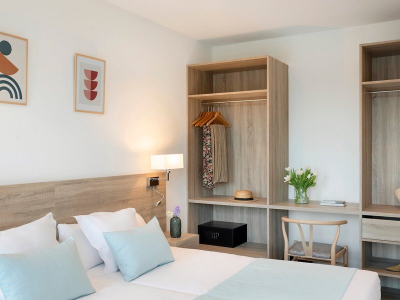 Aparthotel Marina Drach 36