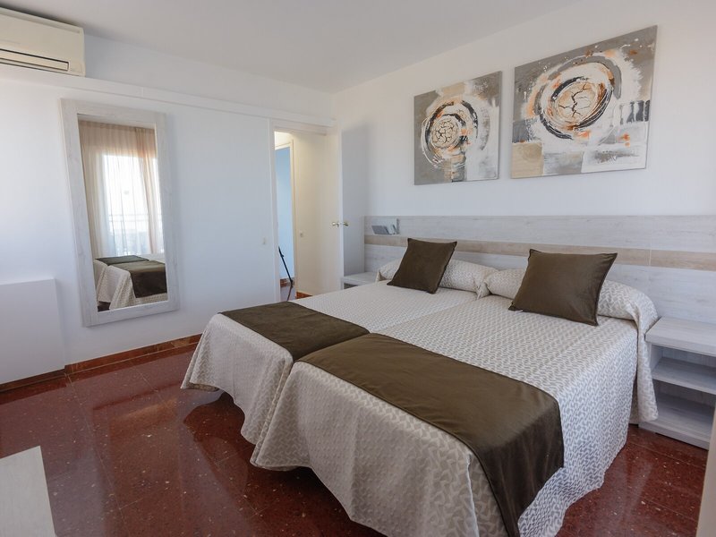 MedPlaya Albatros Family 41 - Room Example