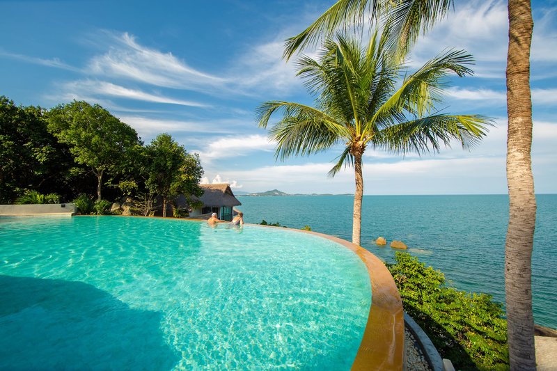 Coral Cliff Beach Resort  7
