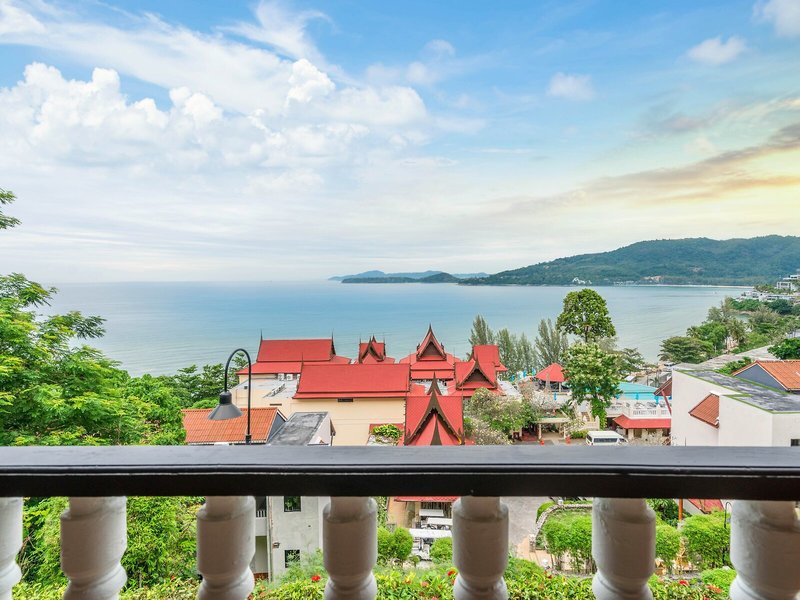 Aquamarine Resort & Villa 3