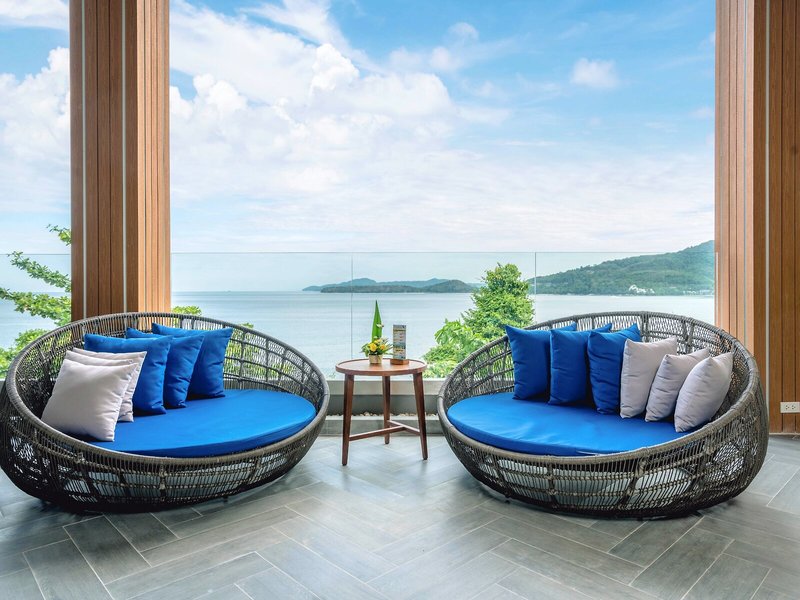 Aquamarine Resort & Villa 6