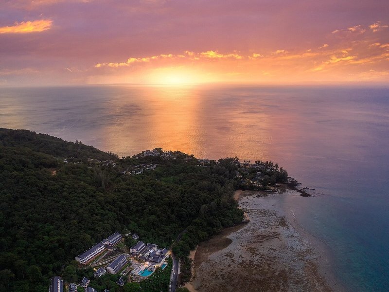 Aquamarine Resort & Villa 8