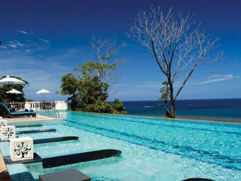 Aquamarine Resort & Villa 13