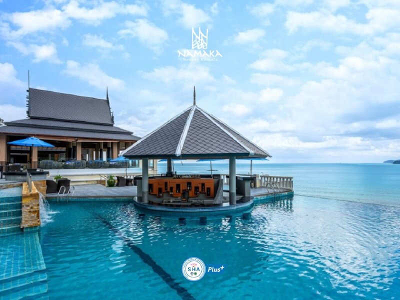 Aquamarine Resort & Villa 14