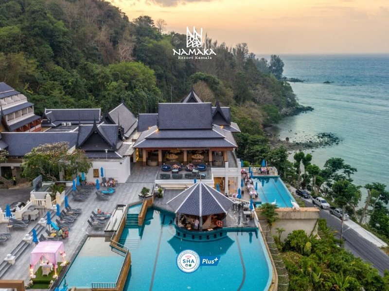 Aquamarine Resort & Villa 17