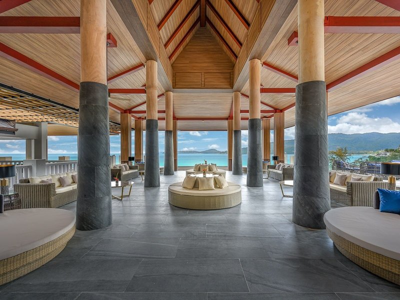 Aquamarine Resort & Villa 44