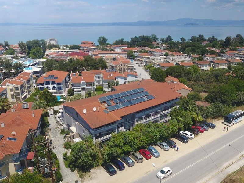 Tropical Chanioti 4 - Exterior