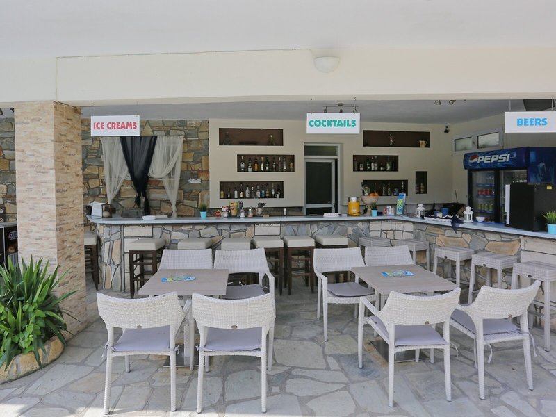 Tropical Chanioti 20