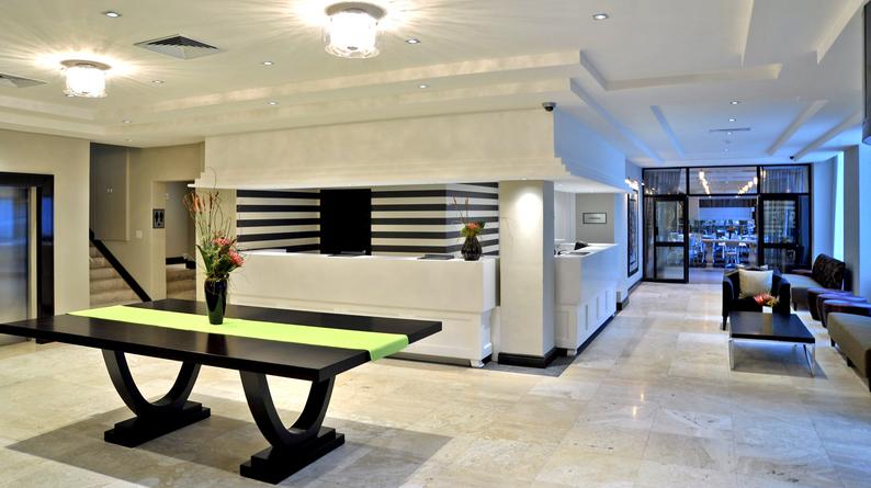 ONOMO Cape Town Inn On The Square 5