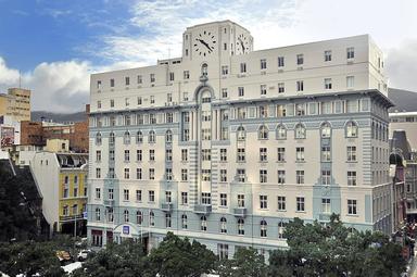 ONOMO Cape Town Inn On The Square 9