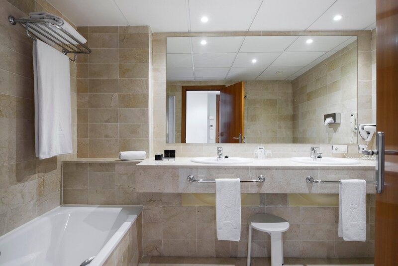 Melia Benidorm 53 - Room Example