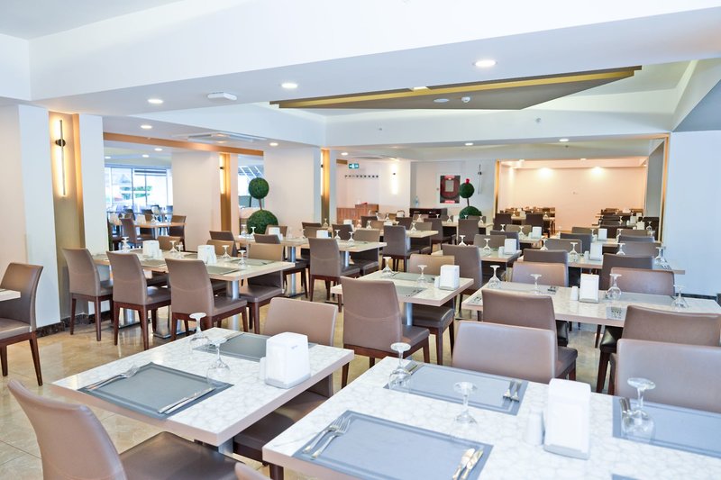 Avena Resort & Spa 9