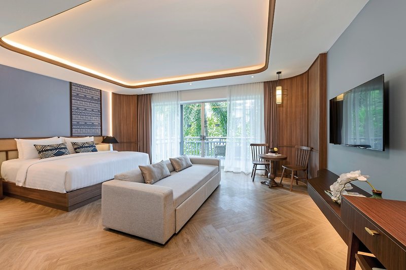 Peace Laguna Resort & Spa 12