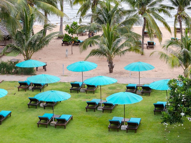 Pinnacle Grand Jomtien Resort & Beach Club 6