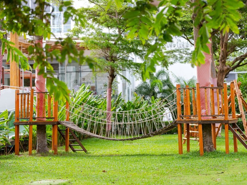 Pinnacle Grand Jomtien Resort & Beach Club 35