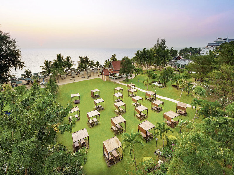 Pinnacle Grand Jomtien Resort & Spa 1