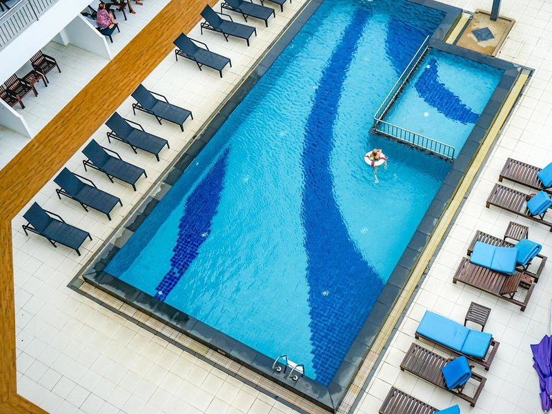 Pinnacle Grand Jomtien Resort & Beach Club 16