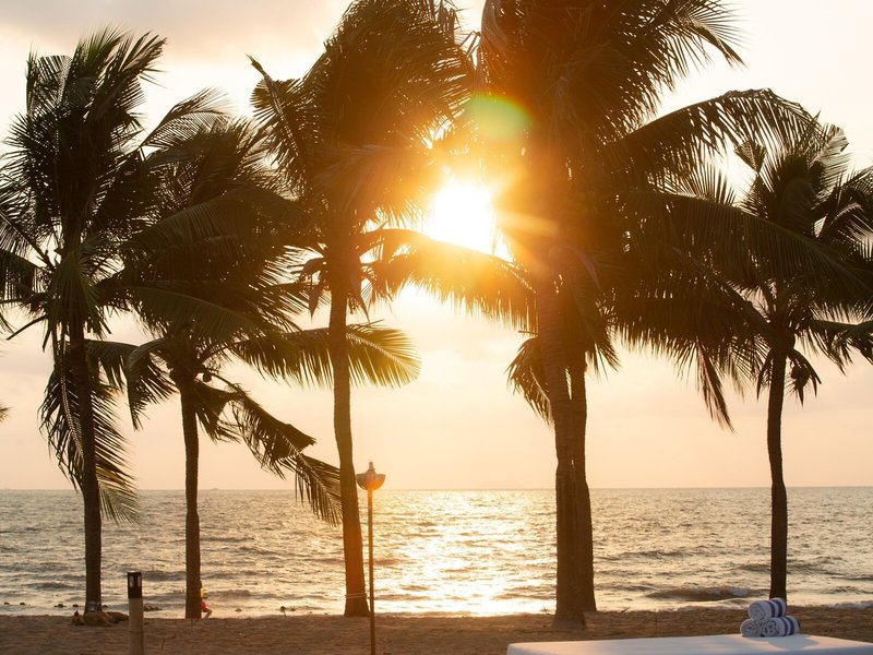 Pinnacle Grand Jomtien Resort & Beach Club 20