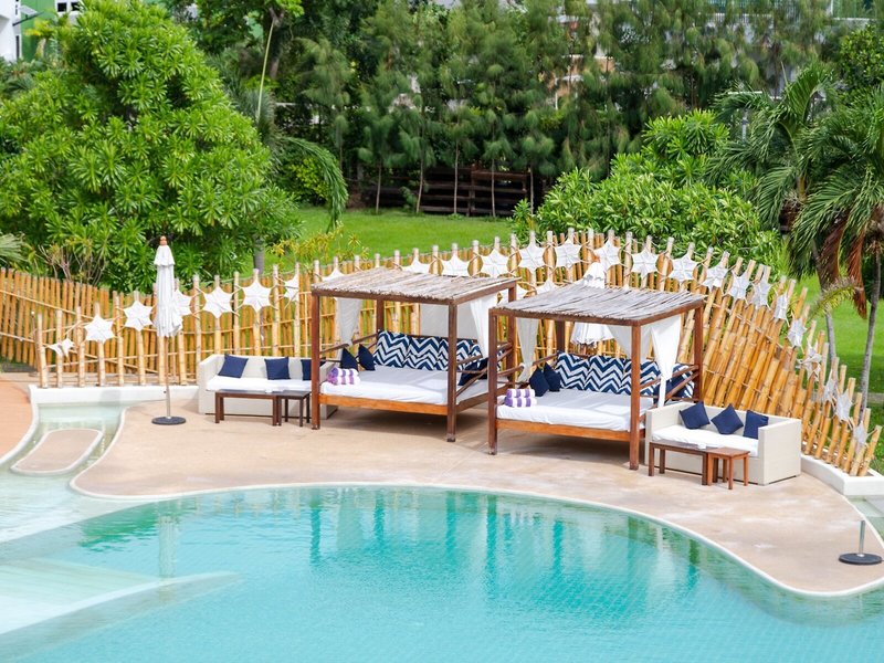 Pinnacle Grand Jomtien Resort & Beach Club 28