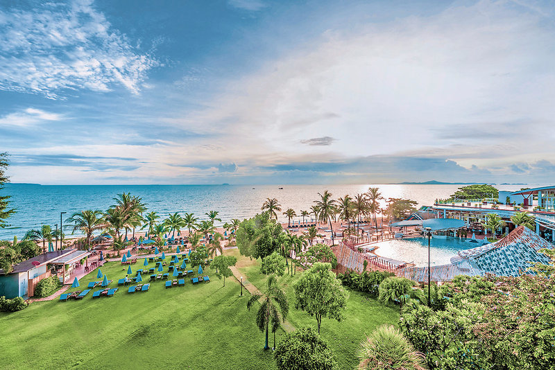 Pinnacle Grand Jomtien Resort & Spa 1