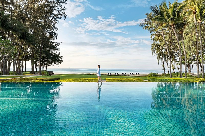 Dusit Thani Krabi Beach Resort 1