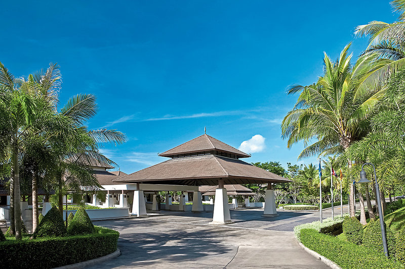 Dusit Thani Krabi Beach Resort 13