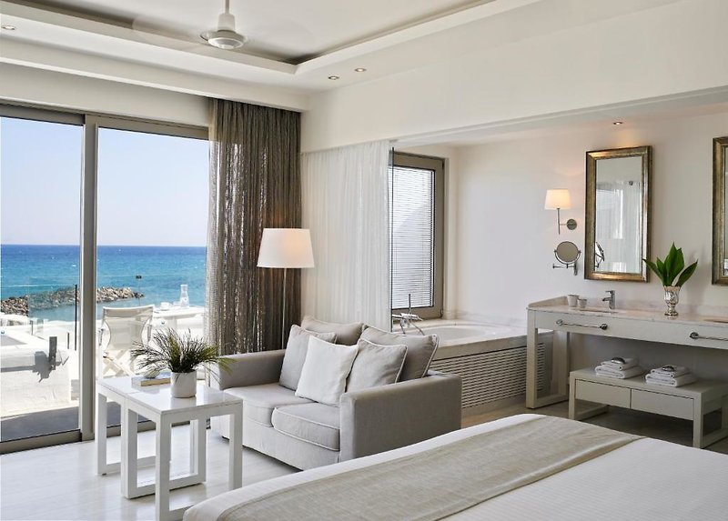 Knossos Beach Bungalows & Suites 25