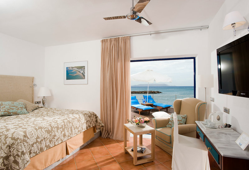 Knossos Beach Bungalows & Suites 11