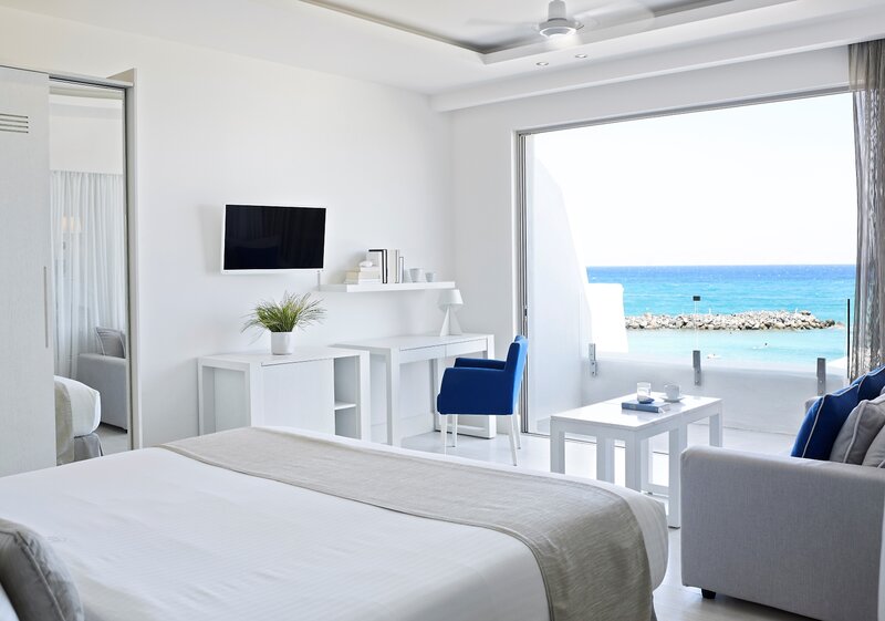 Knossos Beach Bungalows & Suites 16