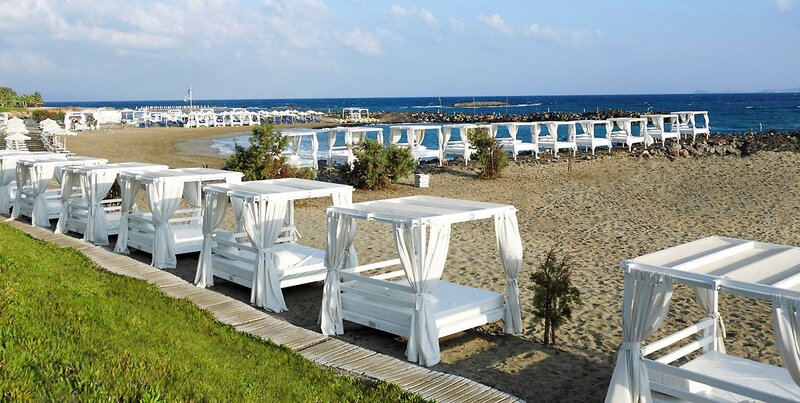 Knossos Beach Bungalows & Suites 9