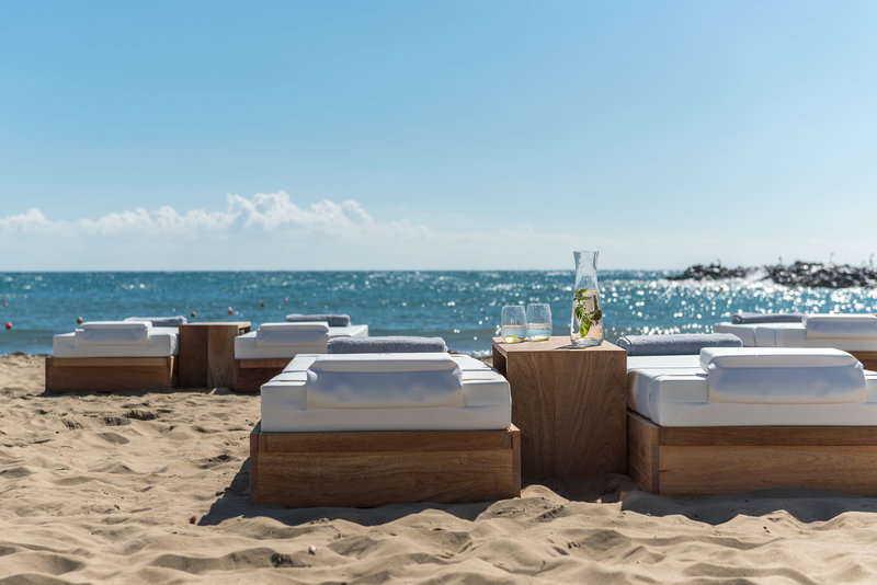 Knossos Beach Bungalows & Suites 10