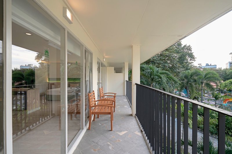 The Green Park Resort 7