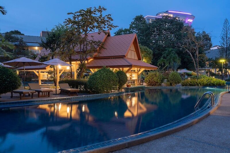 The Green Park Resort 9