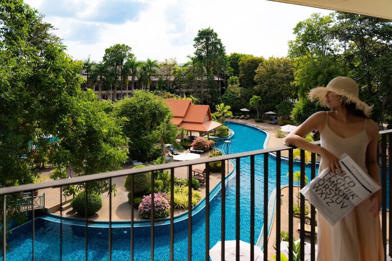 The Green Park Resort 10