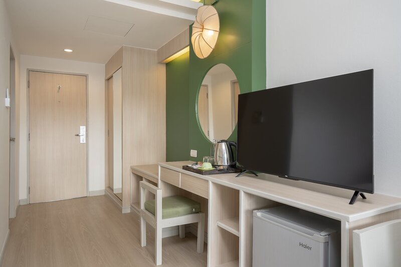 The Green Park Resort 21