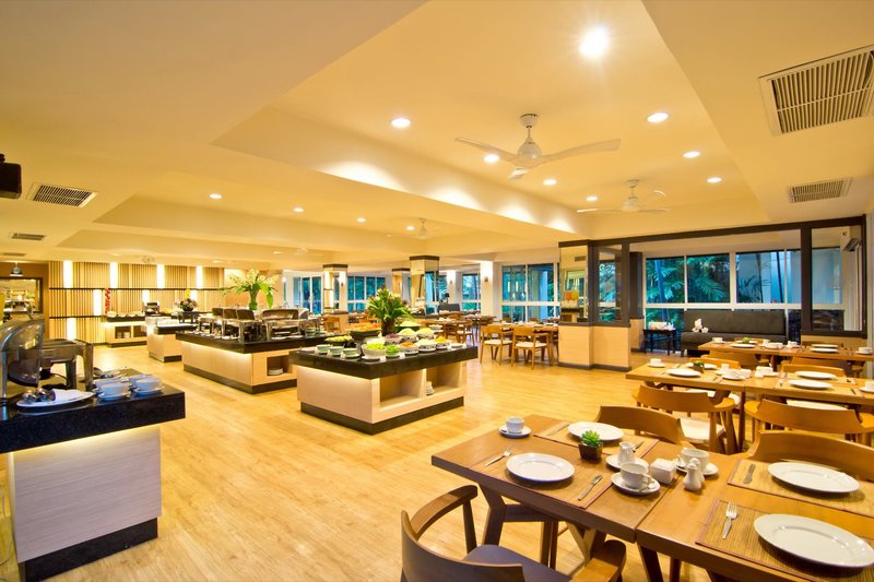 The Green Park Resort 3