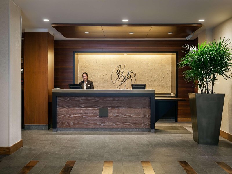 Doubletree San Francisco Airport 7 - Lounge / Lobby