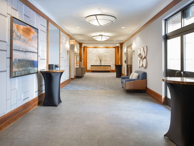 Doubletree San Francisco Airport 14 - Lounge / Lobby