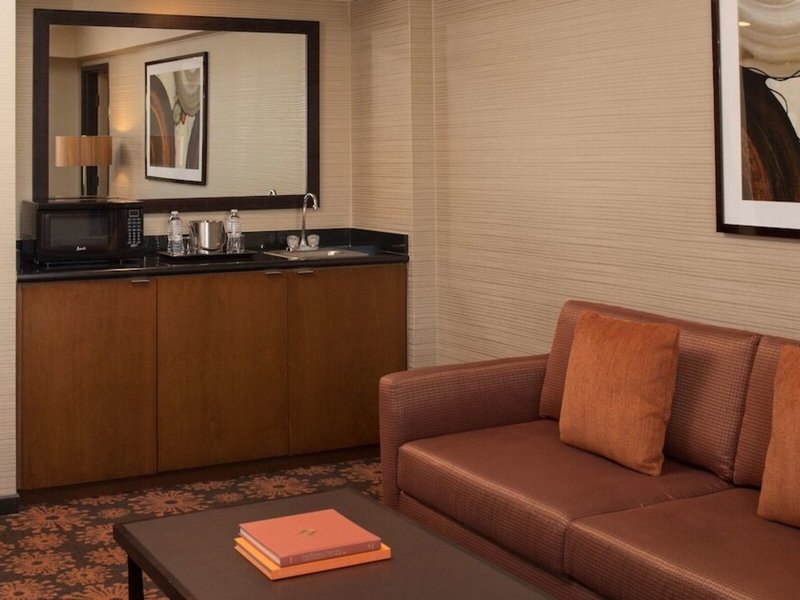 Doubletree San Francisco Airport 29 - Room Example