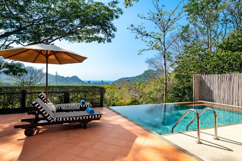 Phi Phi Island Village Beach Resort 17