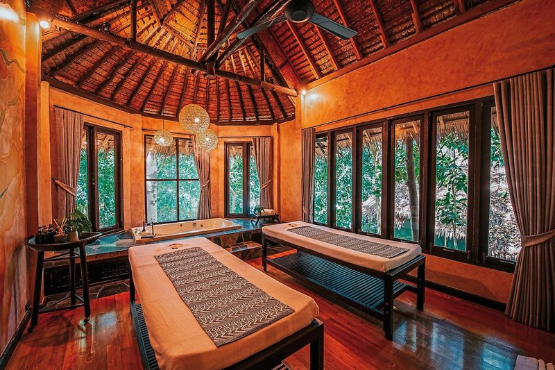 Phi Phi Island Village Beach Resort 23