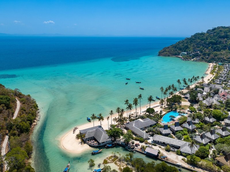 Phi Phi Island Village Beach Resort 5